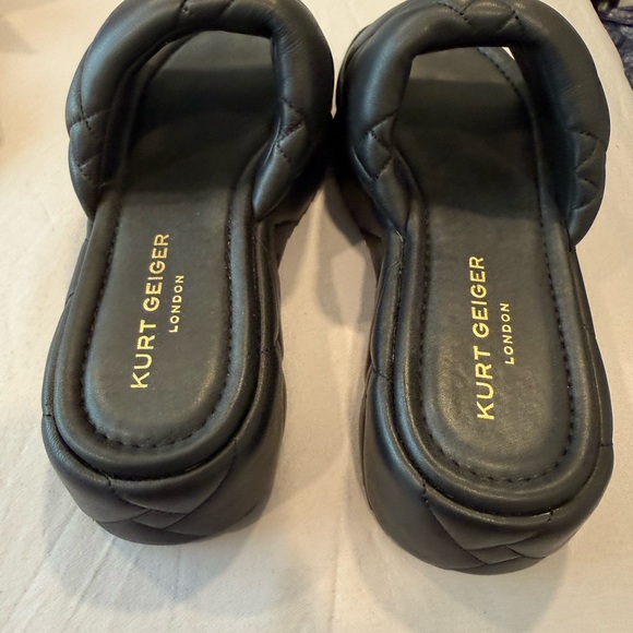 Kurt Geiger Black Quilted Slide Sandals with Gold Bird Emblem - Picture 2 of 4
